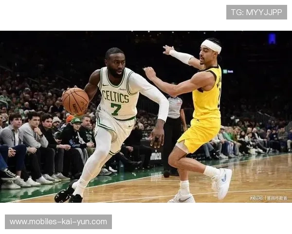 凯尔特人胜步行者，布朗末节领军拿下31分9篮板